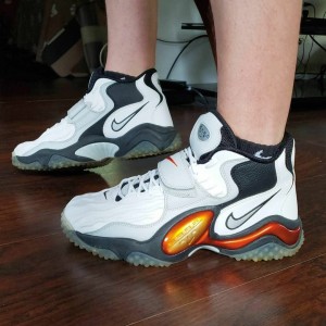 Nike Air Zoom Turf Jet 97