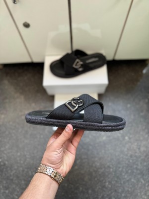 Dolcce and Gabbanaa criss Cross Logo