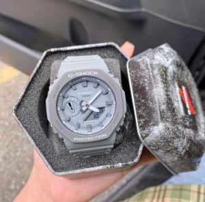 G SHOCK D2100
