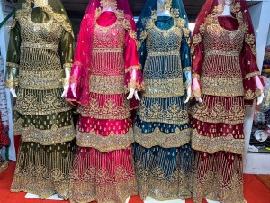 New Qarrat exclusive design heavy work with Heavy Diamonds paplam