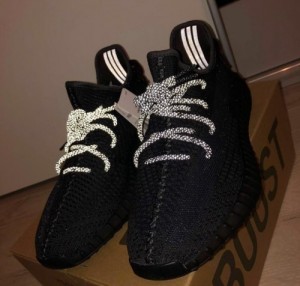Adidas Yeezy 350 V2 Black Lace Reflective