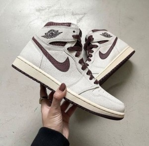 Nike Air Jordan Retro 1 High x Ma Maniere