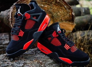 JORDAN 4 RETRO RED THUNDER