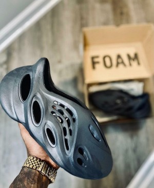 Adidas Yezzy Foam Runner