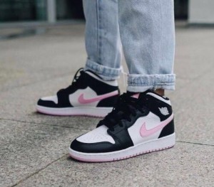 Jorda_nn Retro 1 Arctic Pink (fix) sale