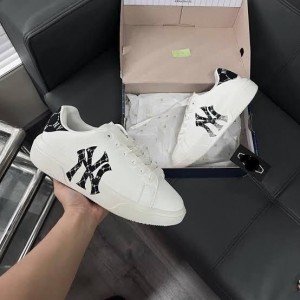 MLB Chunky Classic Heel Dia Monogram