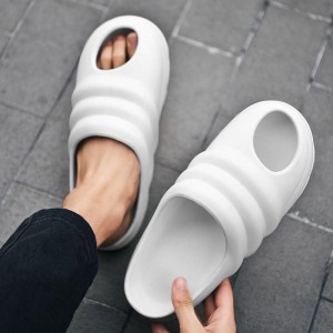 Adidas Yeezy Clog Snail Foam Slide