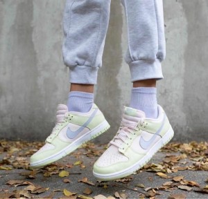 Nike Sb Dunk Low Ice Lemon