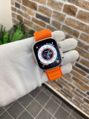 IWATCH ULTRA TITANIUM CASE WITH ORANGE ALPINE LOOP