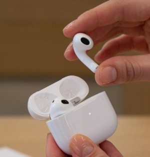 Apple AirPods 3rd Generation