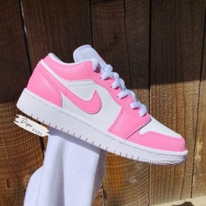 Nike Air jordan 1 low BABY PINK