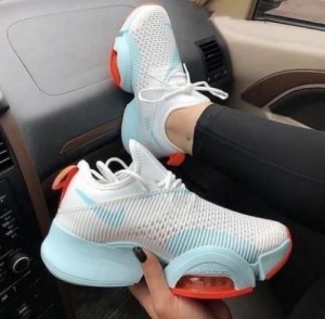 Nike air zoom superrep WHIE for her