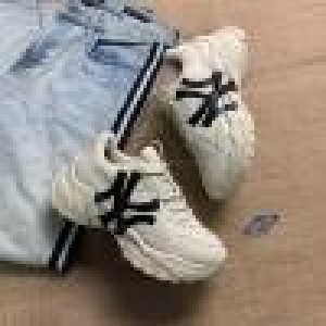 MLB Big Ball Chunky A Cream Black LOGO (4)  MLB Big Ball Chunky A Cream Black LOGO (4)