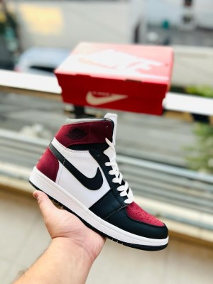 Air jordan maroon black 