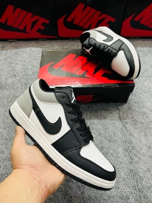 Air jordan low Black Grey