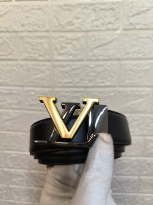 LOUIS VUITTON PREMIUM BELT
