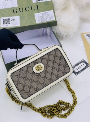 GUCCI GG Mini Shoulder Bag 681