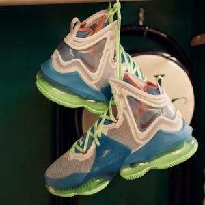 Nike LeBron 19 Tropical