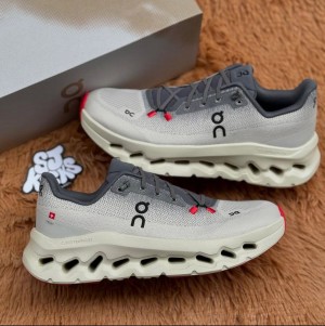 On_ Cloud Tilt Rock Sand