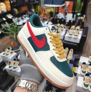 nike airforce gucci white