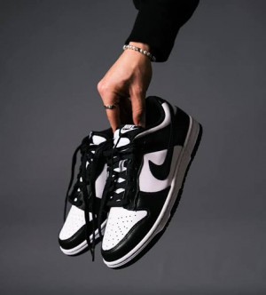 nike sb dunk low panda