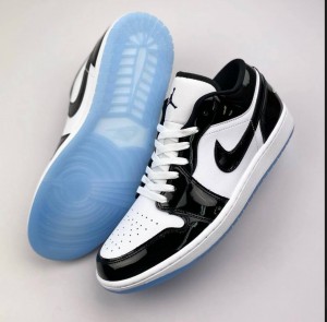AIR JORDAN 1 LOW SE CONCORD WHITE BLACK CONCORD