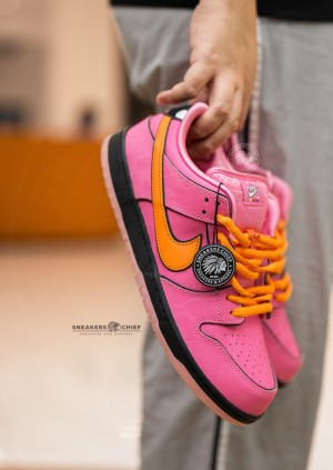 P_owerpuff x N_ ike e sb dunk low blossom