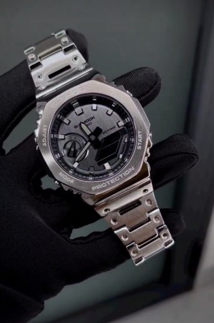 G shock Gma2100