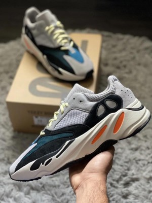 Adidass Yeezy 700 wave runner