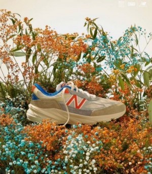 New balanace 990v6 x the kith madison square garden rangers
