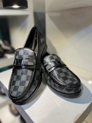 LOUIS VUITTON LOAFER LV 11 BLACK