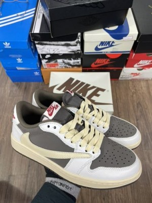Jordan 1 Low X Travis Scott Revers Mocha Semi UA