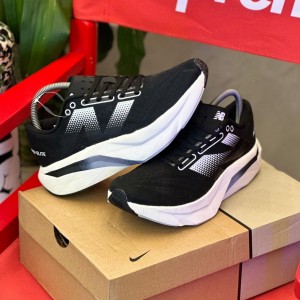 new balancee ELITE NEGROS RUNNING