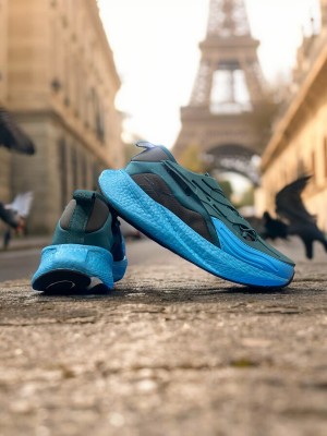 Reebok Floatride X Argus black blue ( no return) Reebok Floatride X Argus black blue ( no return)
