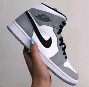 RETRO SMOKE GREY NO RETURN FIX