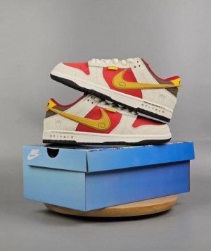 Nikee SB Dunk Low X Saint Seiya RED GOLD