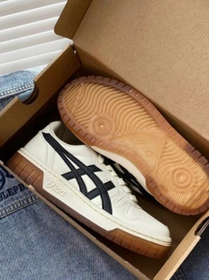 Asicss Onitsuka Tiger Court Mz White Black Gum Asicss Onitsuka Tiger Court Mz White Black Gum