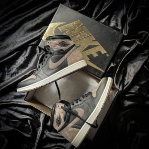 Jordan Retro 1 High Palamino Semi UA