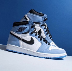 Jordan Retro 1 High University Blue Semi UA