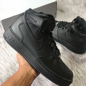 Nike Airforce 1 Full Black Mid