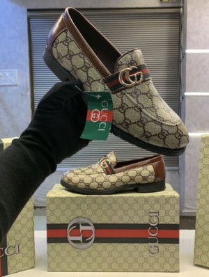 GUCC I MONOGRAM LOAFER