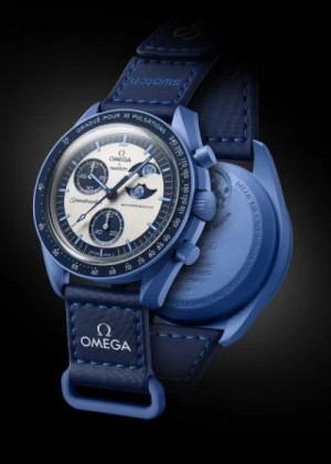 Omeg a Speedmaster Sun Moon Edition