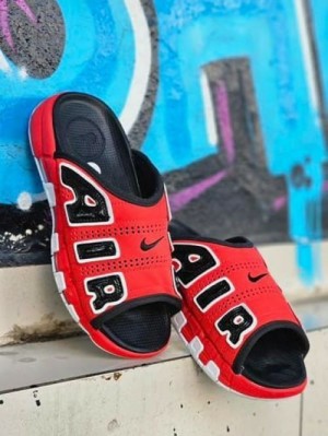 Nikee air uptempo slide Red