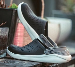 CROC s Lite Ride Black White