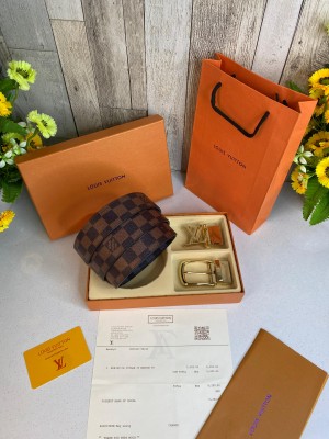 Louis_Vuitton premium belt combo wid og box & accessories