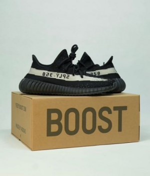 Adidass Yeezy 350 V2 Black Oreo Top Batch With all Accessories