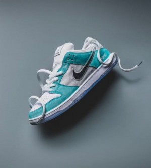 Nikee SB Dunk Low April Skateboards Top Batch