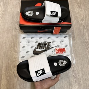 NIKE OFFCOURT WHITE BLACK SLIDES 