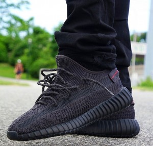Adidass Yeezy boost 350 v2