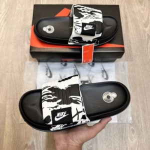 Nike Offcourt Adjust Camo White Black Slides